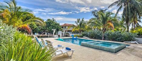 Outdoor pool, a heated pool