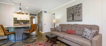 Elegant Napa Retreat | Luxe Beds & Prime Location