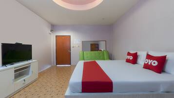 Standard Double Room | Desk, free WiFi, bed sheets