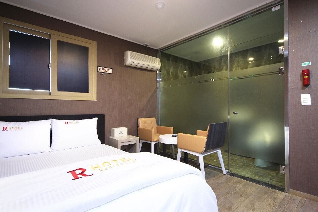 mini room | free wifi