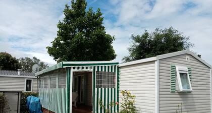 campsite **** 1km from the beaches and 2.5kms from the center