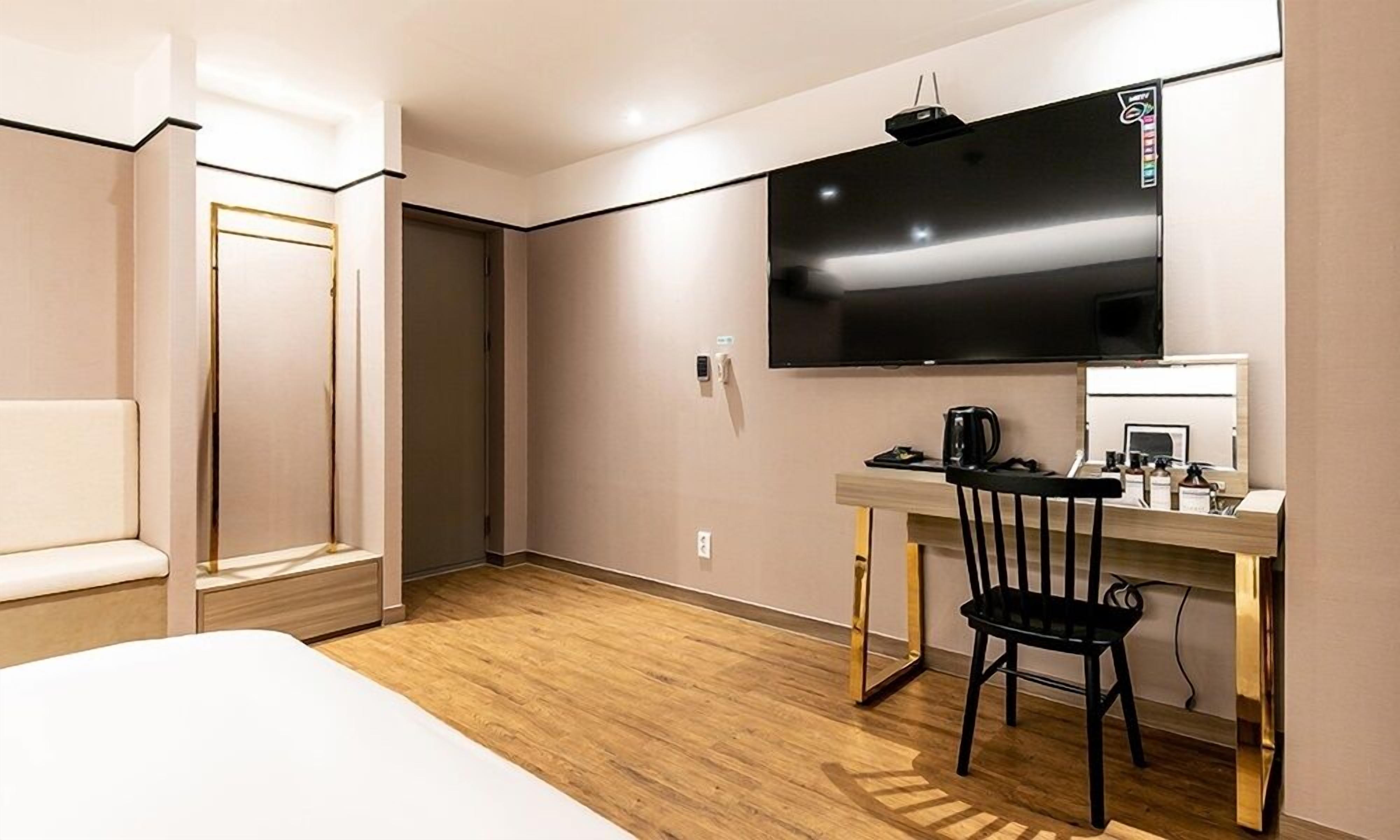 deluxe room | free wifi