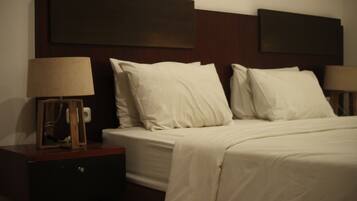 Superior Room | Desk, iron/ironing board, free WiFi
