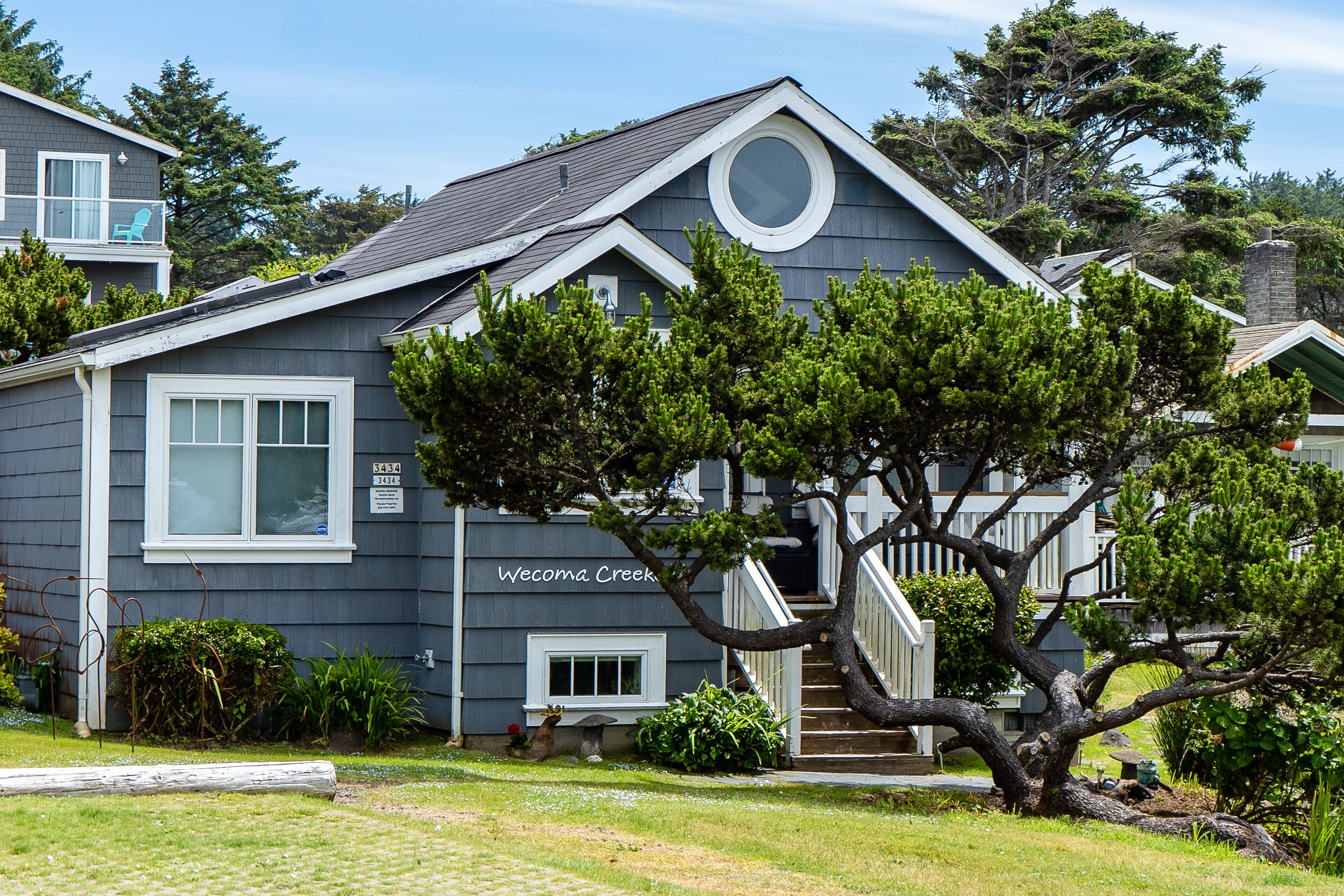 Ocean View Home w/ Spacious Patio & Fireplace - Close to the Beach