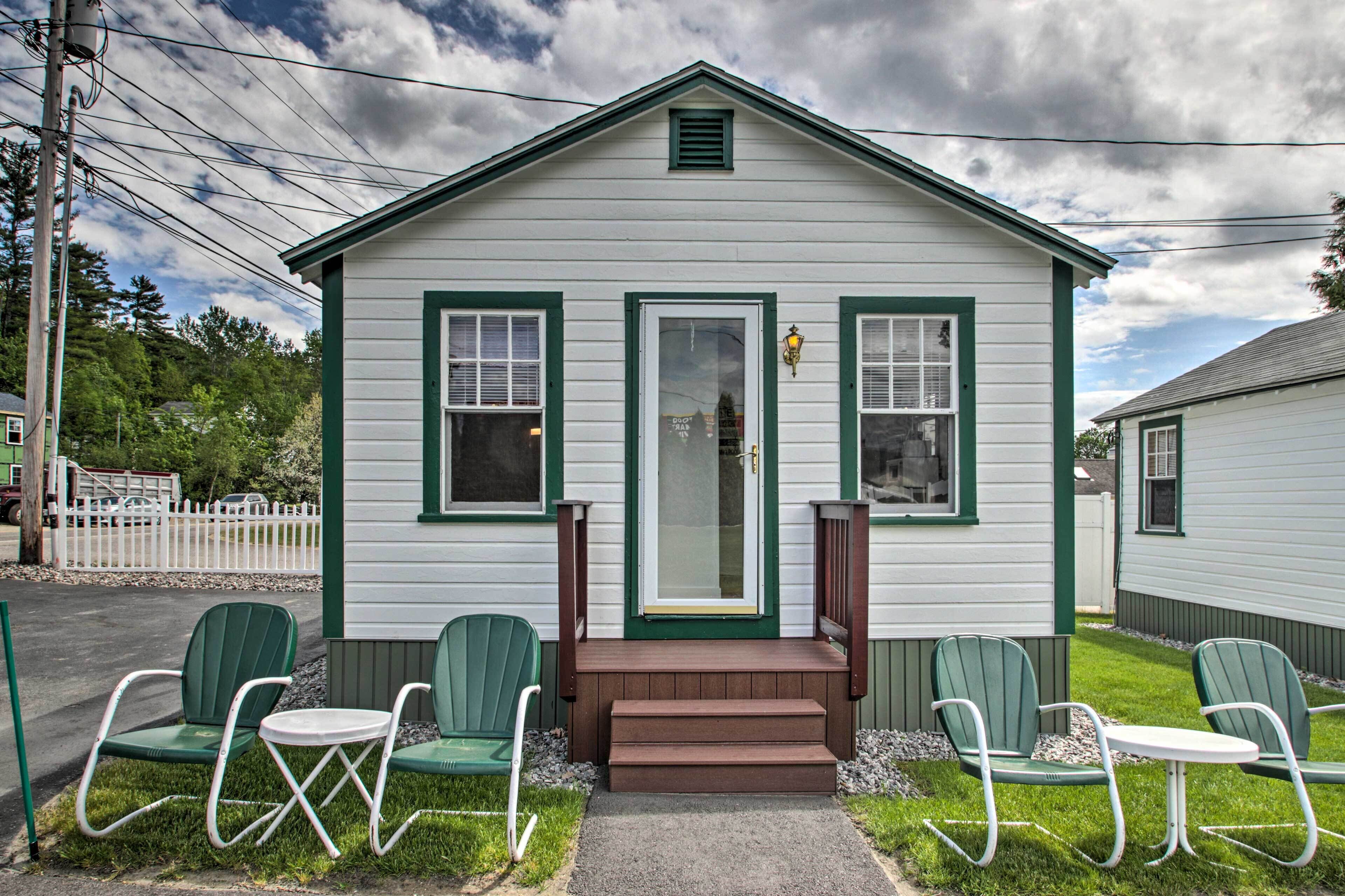 Weirs Channel Cottage w/ Beach Access!
