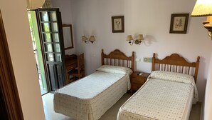 Room - Posada El Tocinero (Camargo)