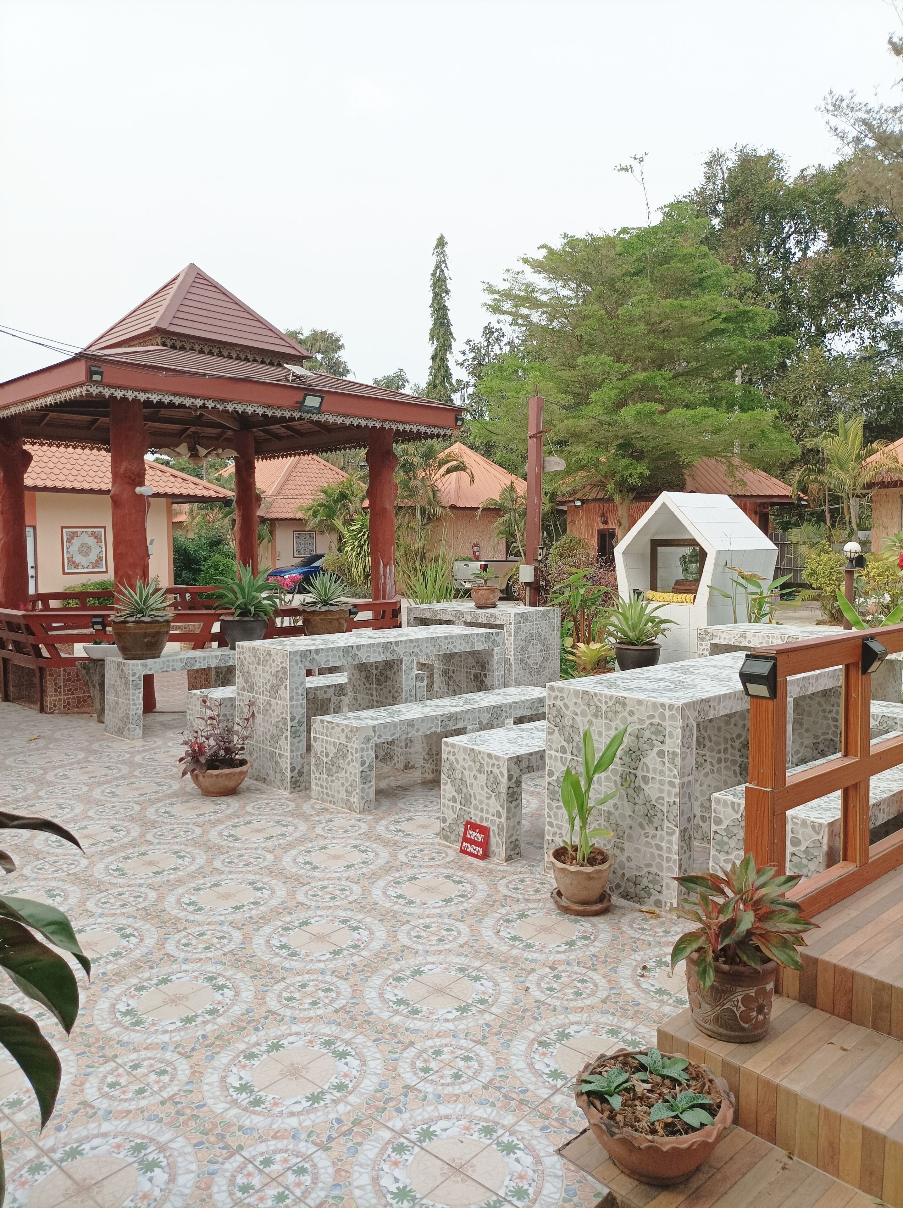 บริเวณภายนอก