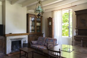 تلفزيون، مدفأة