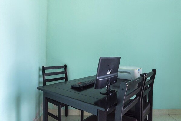 Interior - OYO 2950 Grand Suites Palace (Cipanas)