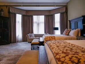 Room - The Detroit Club (Detroit)