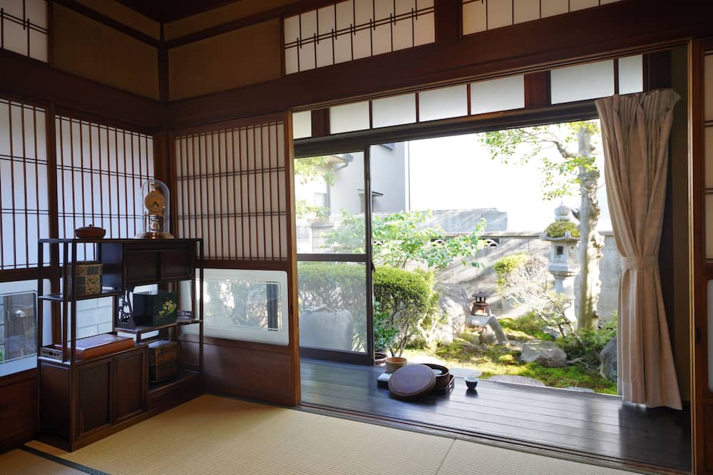 Uji Tea Inn