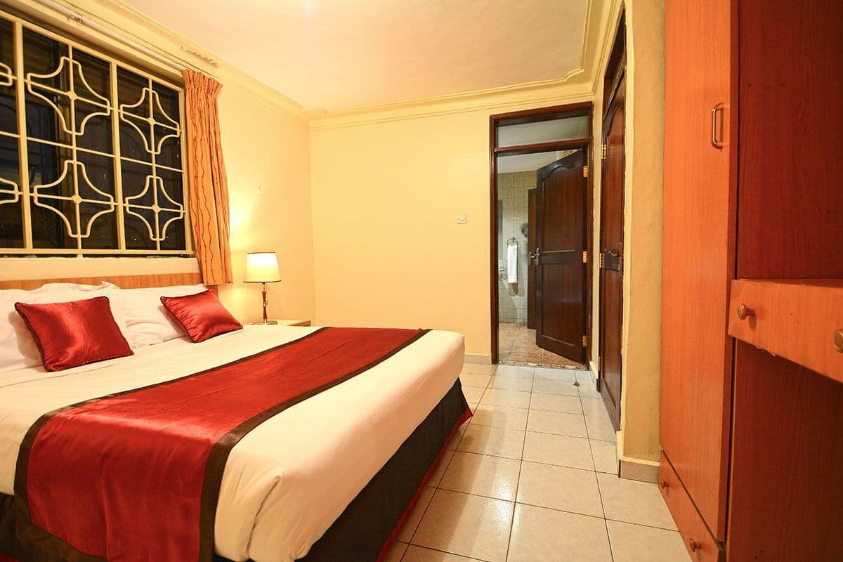 Deluxe-Apartment, 2 Schlafzimmer | 3 Schlafzimmer, laptopgeeigneter Arbeitsplatz, Bügeleisen/Bügelbrett