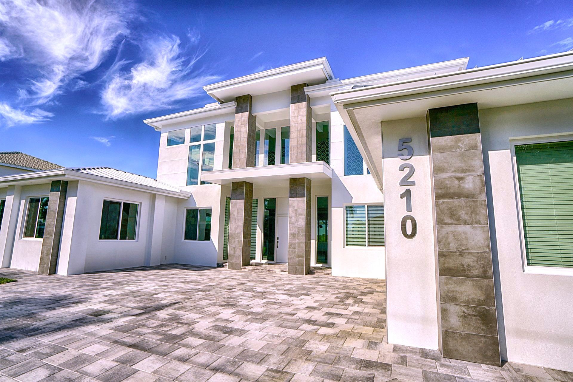 VILLA VERTU  - Premium Luxury In Premier Location  
