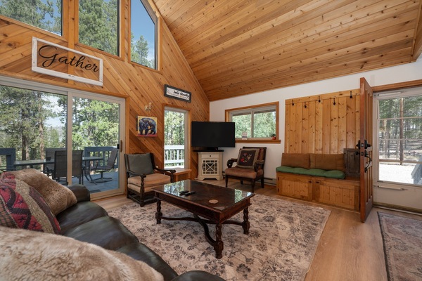 Vaulted Tongue and Groove Wood Ceilings
