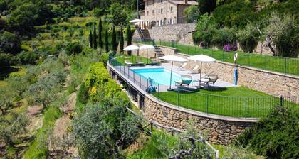 Villa Pietrenta- beautiful rural farmhouse surrounded by lush vegetation