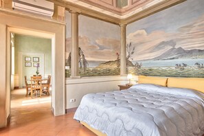 3 bedrooms, iron/ironing board, travel crib, WiFi