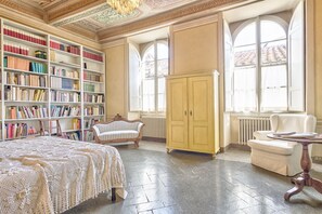 2 bedrooms, iron/ironing board, travel crib, WiFi