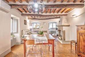 Interior - Casa Samuela - perfectly located, only a couple of minutes walk from the center (Cortona)