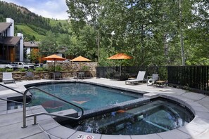 Pool - Aspen Mountain Hideaway - Stunning Views! Modern Decor, Wood FP, Outdoor Pool, HT & Walk to Town (Aspen)