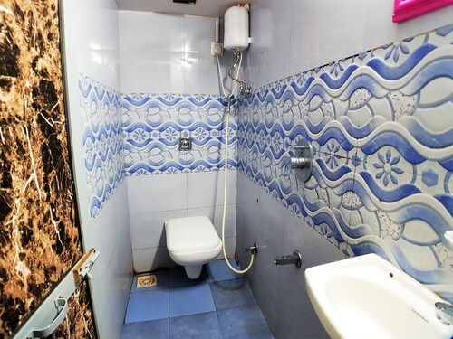 Hexa Ahlan Dorm - Hostel