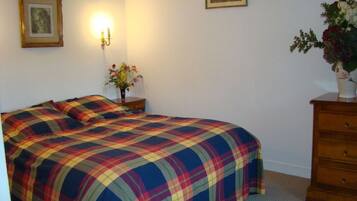 3 chambres, fer et planche Ă repasser, Wi-Fi, draps fournis
