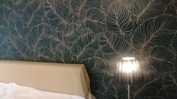 Deluxe Double or Twin Room, 1 Bedroom, Non Smoking, Private Bathroom