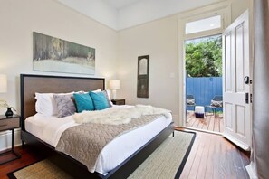 5 bedrooms, desk, iron/ironing board, free WiFi - Refurbished Home | Hot Tub (New Orleans)