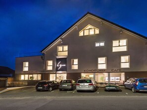 Exterior - Appartment 2-4 Personen - Hotel Restaurant Sailer (Seewalchen am Attersee)