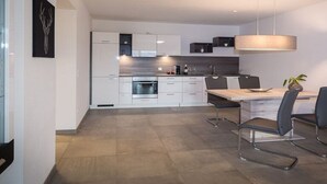 Microwave, oven, dishwasher - Appartment 2-4 Personen - Hotel Restaurant Sailer (Seewalchen am Attersee)