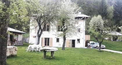 VILLA IAGRA, WHERE NATURE AND RELAXATION ARE AT HOME