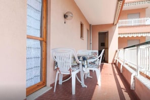 Apartment, 2 Bedrooms, Balcony (Nervia 52) | Balcony