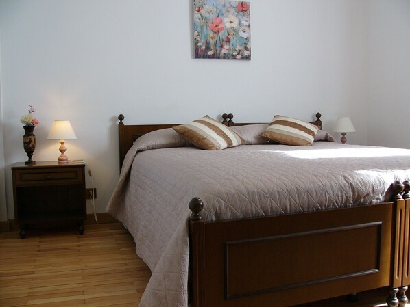 Apartment, 2 Schlafzimmer, Balkon (Nazionale 131 Big) | 2 Schlafzimmer, individuell dekoriert, individuell eingerichtet