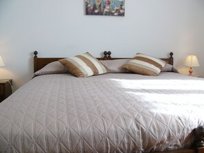 Apartment, 2 Schlafzimmer, Balkon (Nazionale 131 Big) | 2 Schlafzimmer, individuell dekoriert, individuell eingerichtet