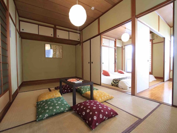 Apartment | 2 bedrooms, free WiFi - Goraku Shinfukae (Osaka)