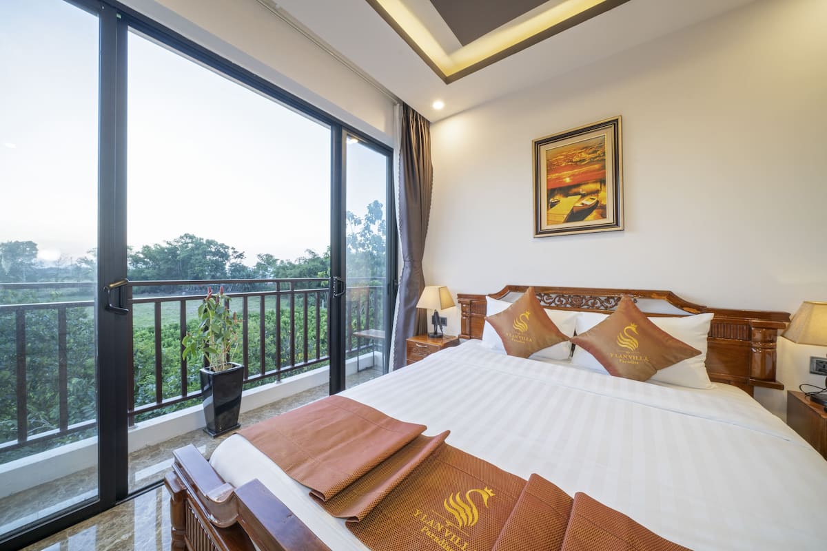 Superior Double Room | Minibar, blackout drapes, soundproofing, WiFi (free)