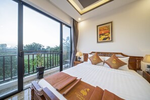 スーペリア ダブルルーム | ミニバー、遮光カーテン、防音設備、WiFi (無料)