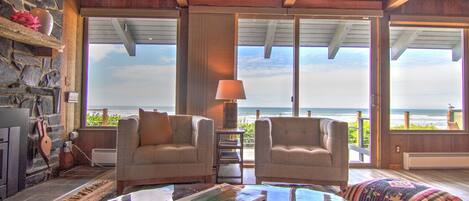 Télévision, cheminée, lecteur de DVD