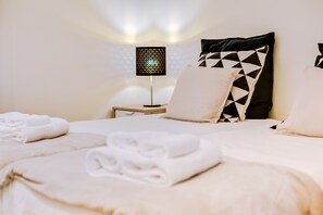 3 bedrooms, iron/ironing board, free WiFi, bed sheets