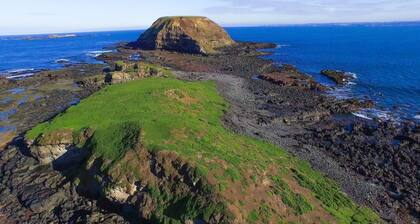 All included sparkling house 100 m to the beach and brilliant cafes and shops.