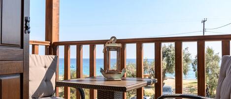 Deluxe Double Room (Niovi) | Balcony view