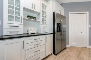 Interior - Bay Front ~ Golf Cart ~ Pet Friendly (Miramar Beach)