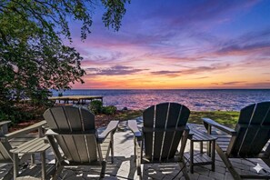 Terrace/patio - Golf Carts ~ Bayfront ~ Pet Friendly ~  Pool (Miramar Beach)