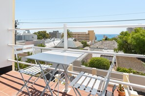 Family House, 4 Bedrooms | Beach/ocean view