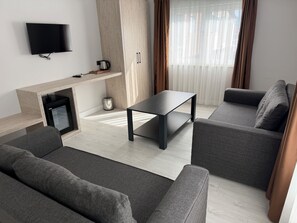 Familierom, flere senger | Oppholdsområde | LCD-TV
