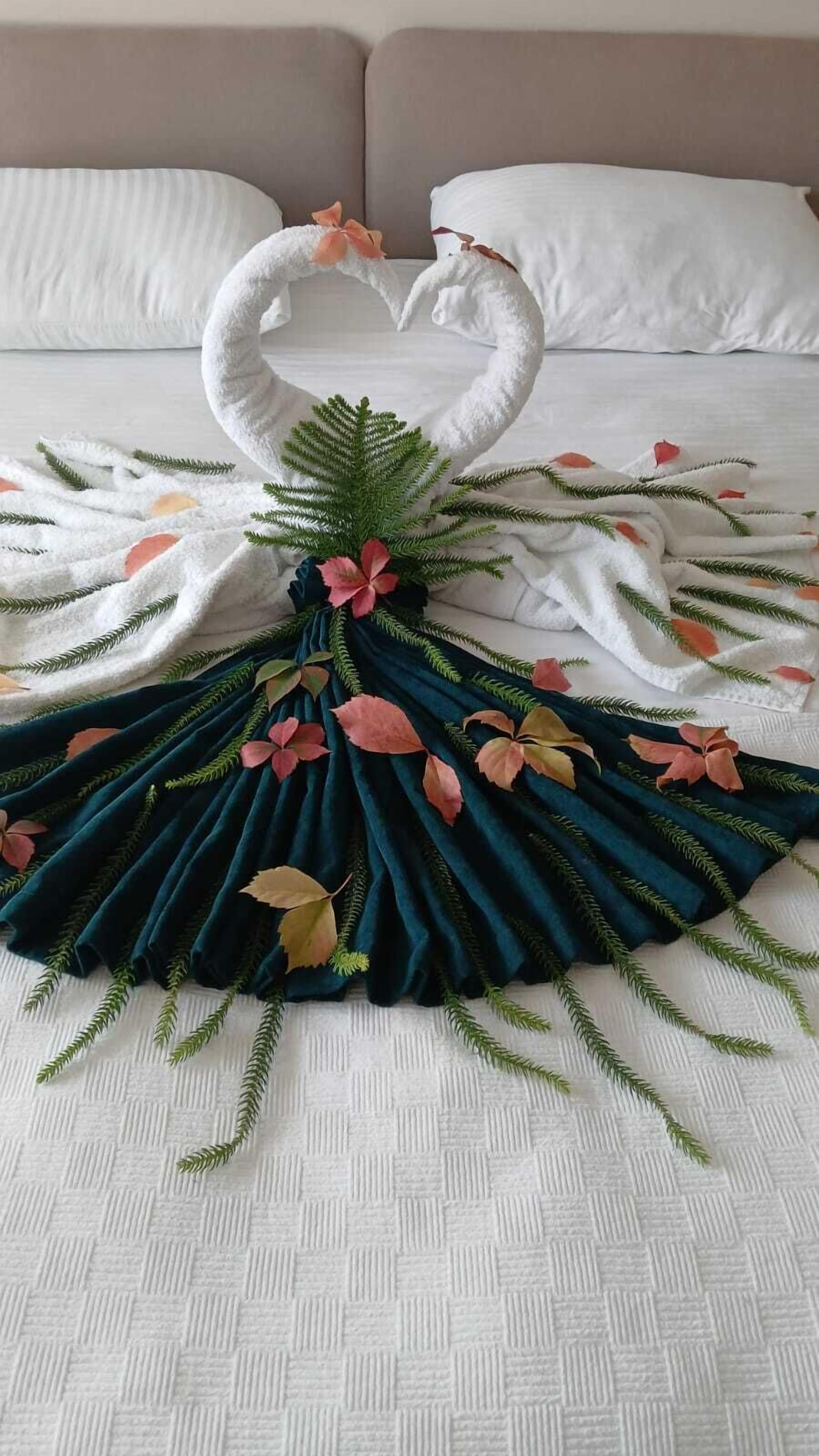 Rom – standard, 1 queensize-seng | Skrivebord, skrivebord for bærbar PC, wi-fi (inkludert) og sengetøy