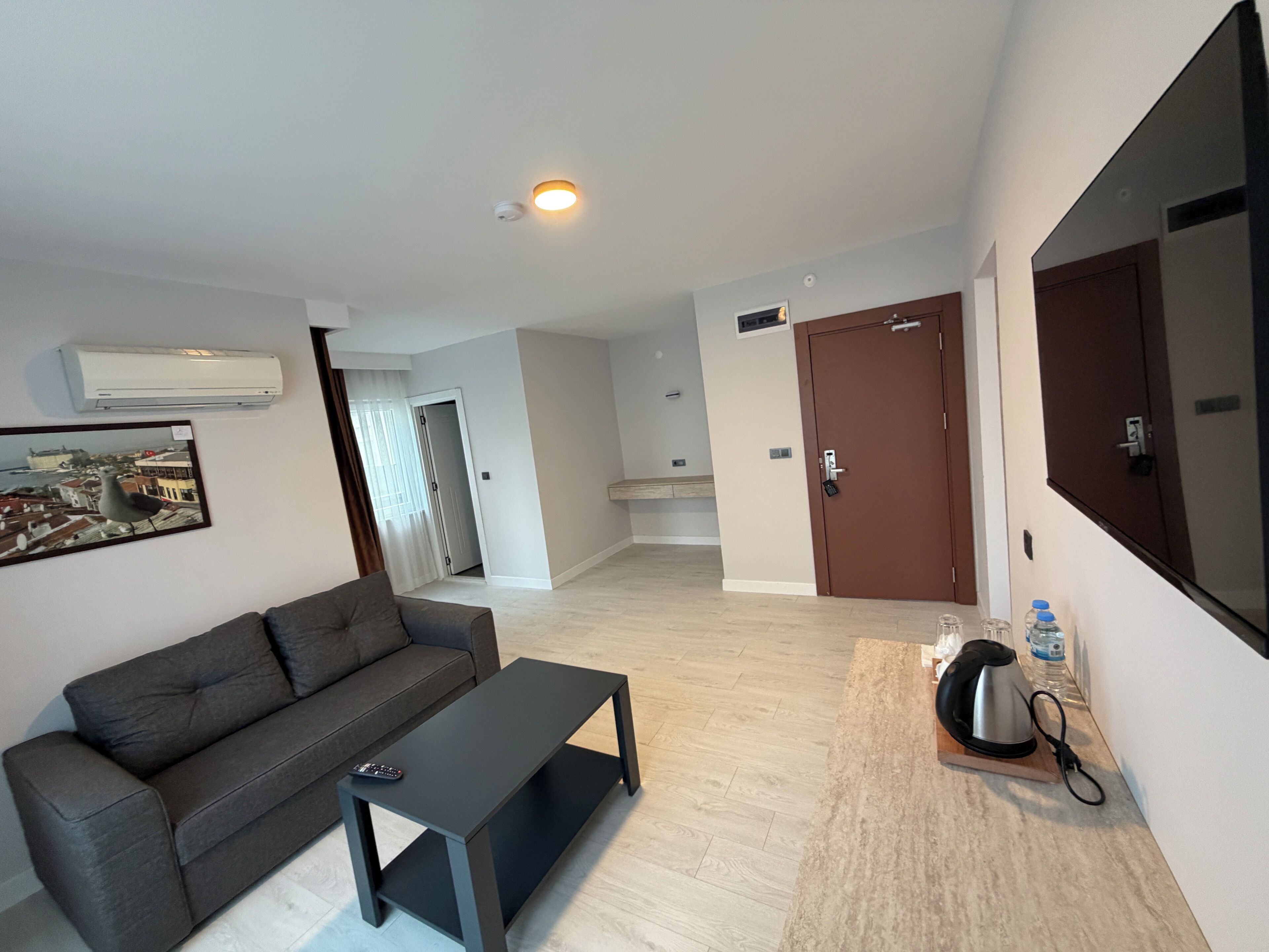 Espace de travail pour ordinateur portable, chambres insonorisées
