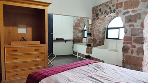 Standard Double Room (1 Double Bed) - Hotel Los Pinos (Guanajuato)