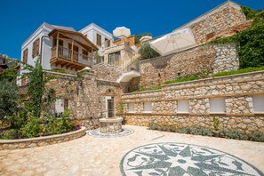 واجهة المنشأة