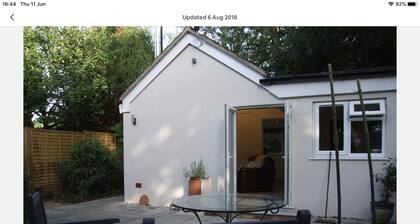 Tucked away Cosy retreat within the National Park in the hamlet of North Gorley