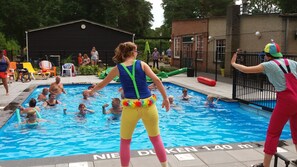 Seasonal outdoor pool - Safaritent at Camping Uit & Thuis (Bergen op Zoom)